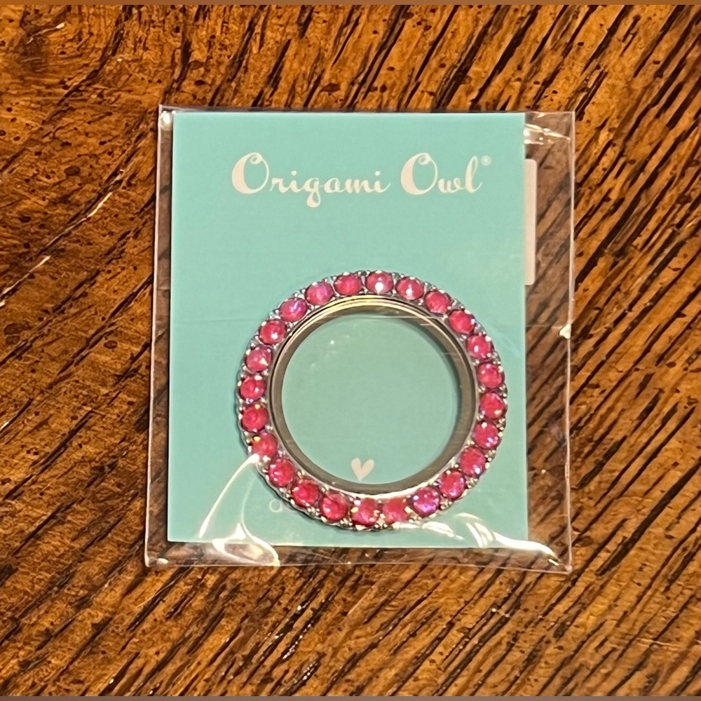 Origami Owl Royal Delite Twist Living Locket Face